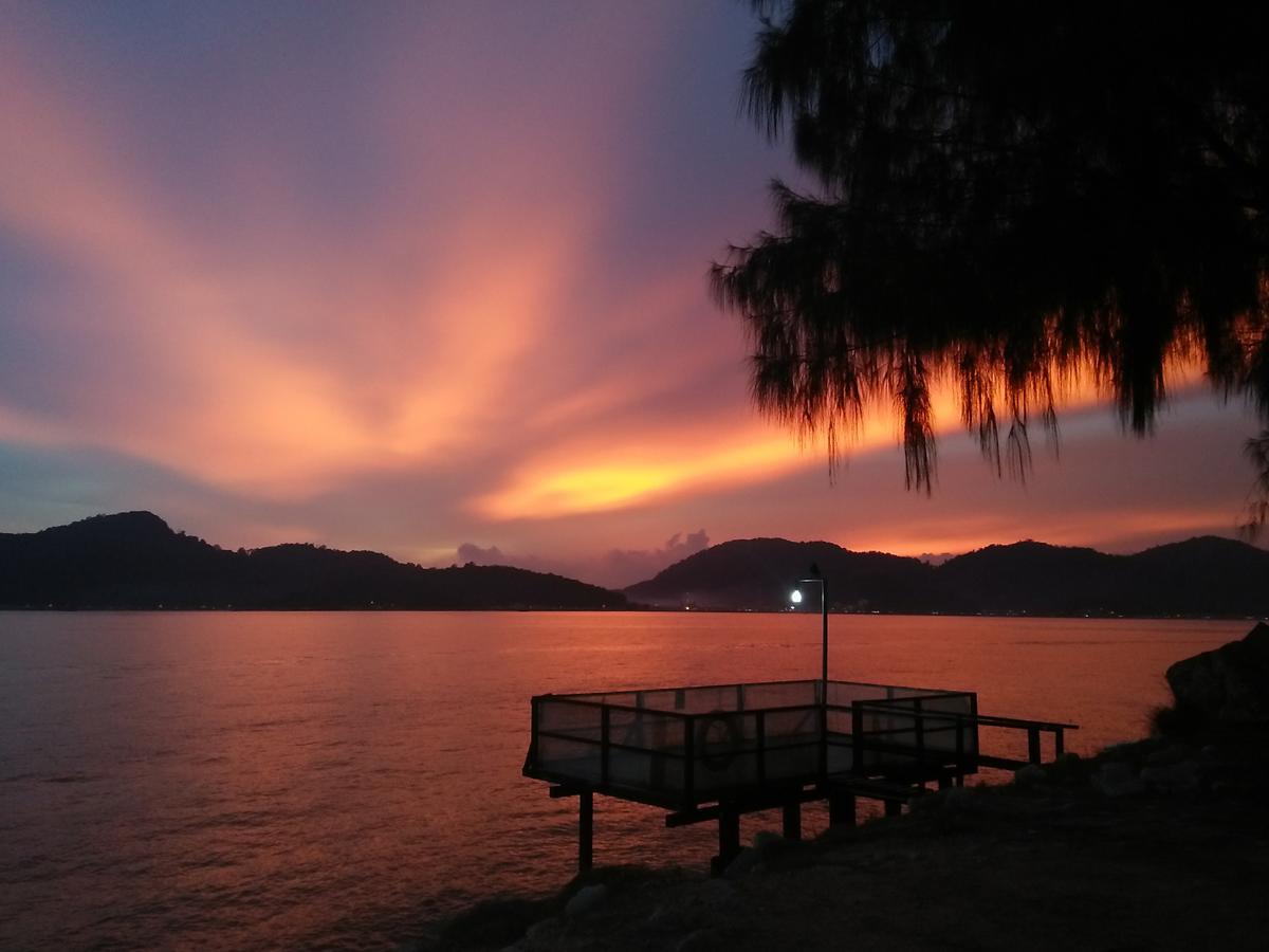 Rockbund Fishing Chalet Kampong Batu Gajah Exterior photo